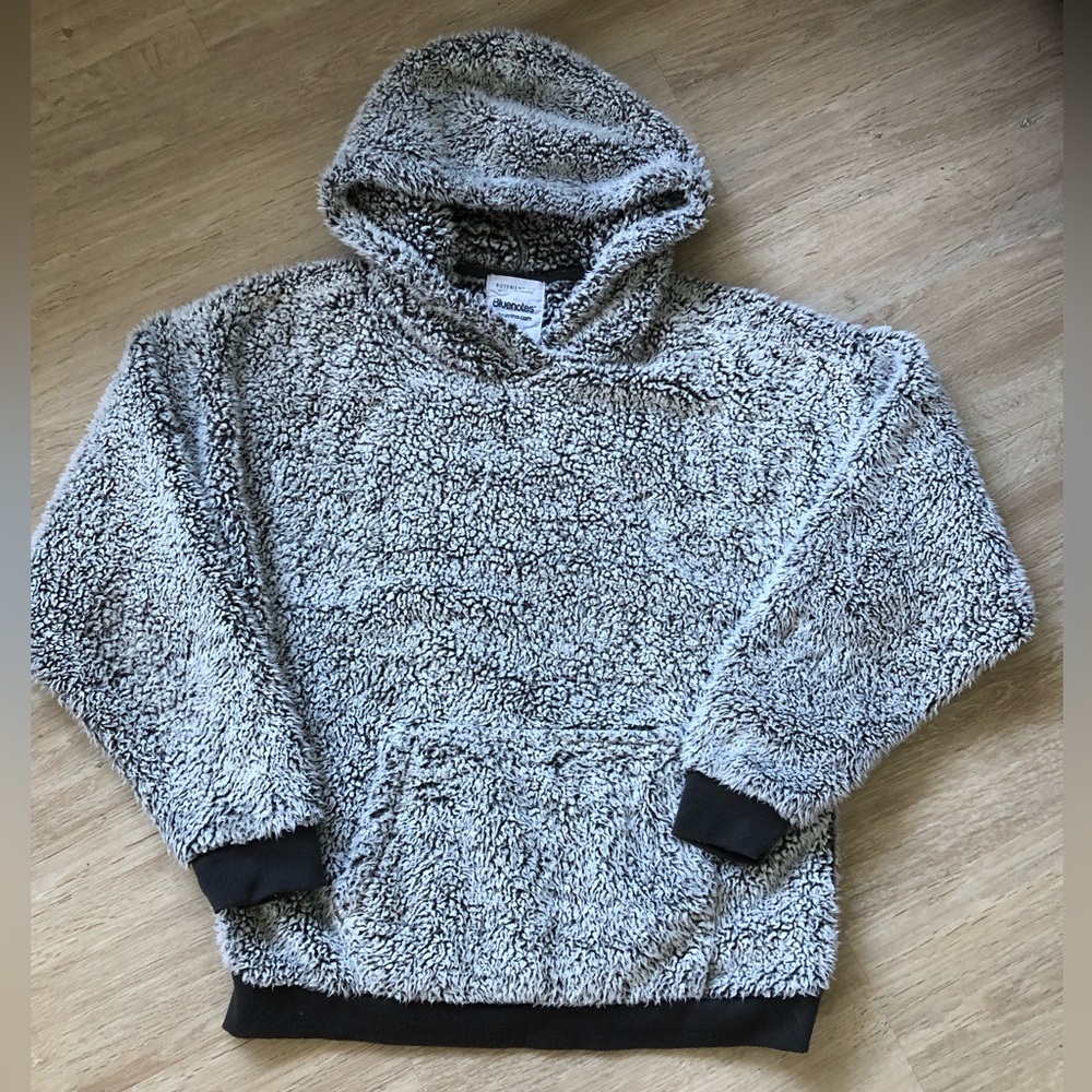 Soft & Fuzzy: Bluenotes Boyfriend Fit Hoodie